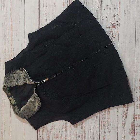 LEMON GRASS STUDIO VEST WITJ FAUX FUR COLLAR - Picture 1 of 6